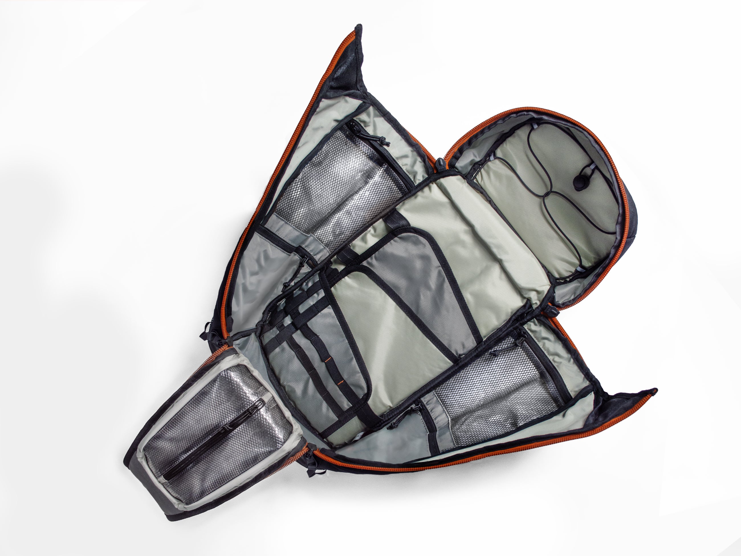 RAINIER QUAD ZIP BACKPACK