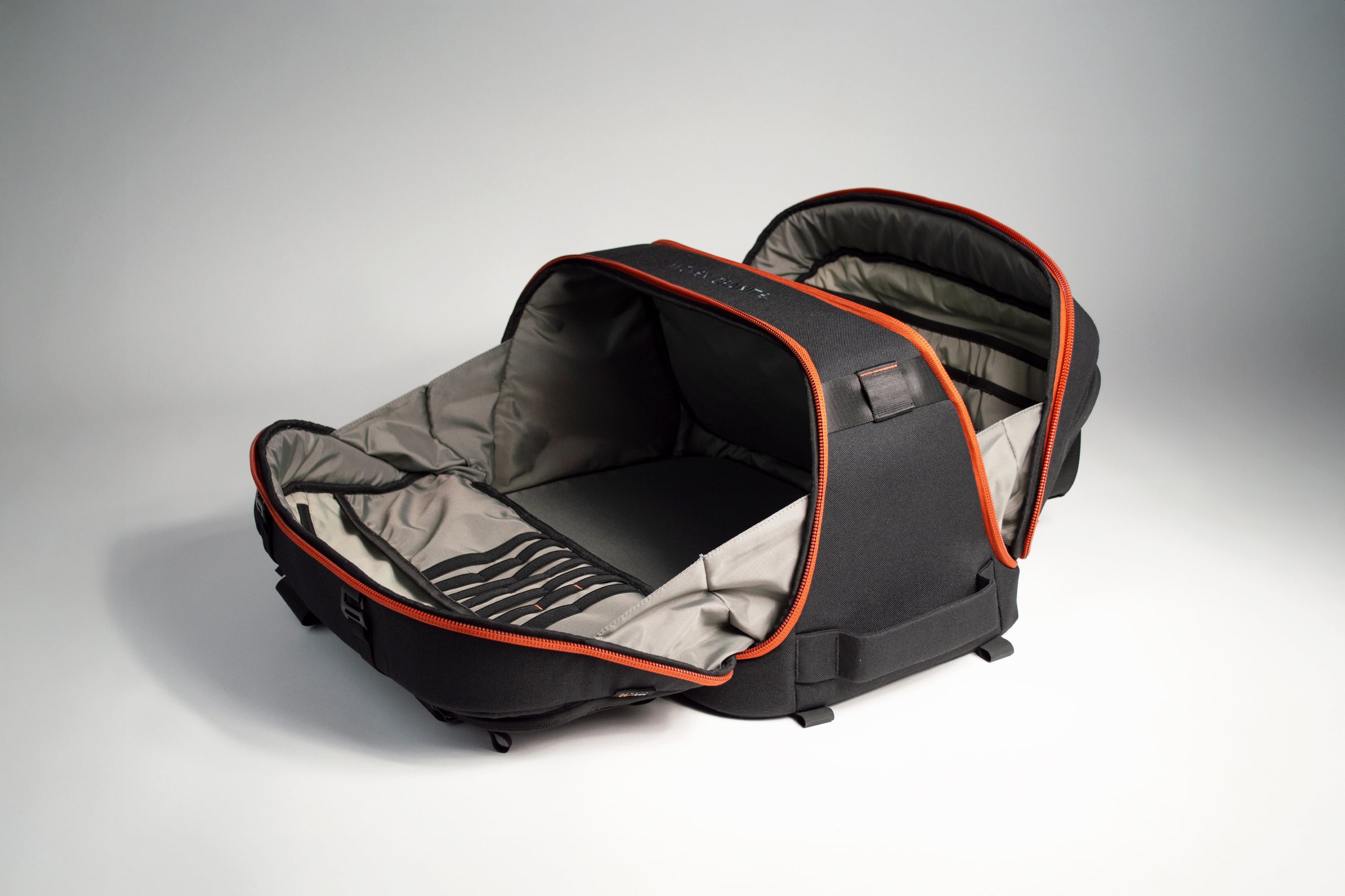 CASCADE DUAL GULL WING DUFFEL