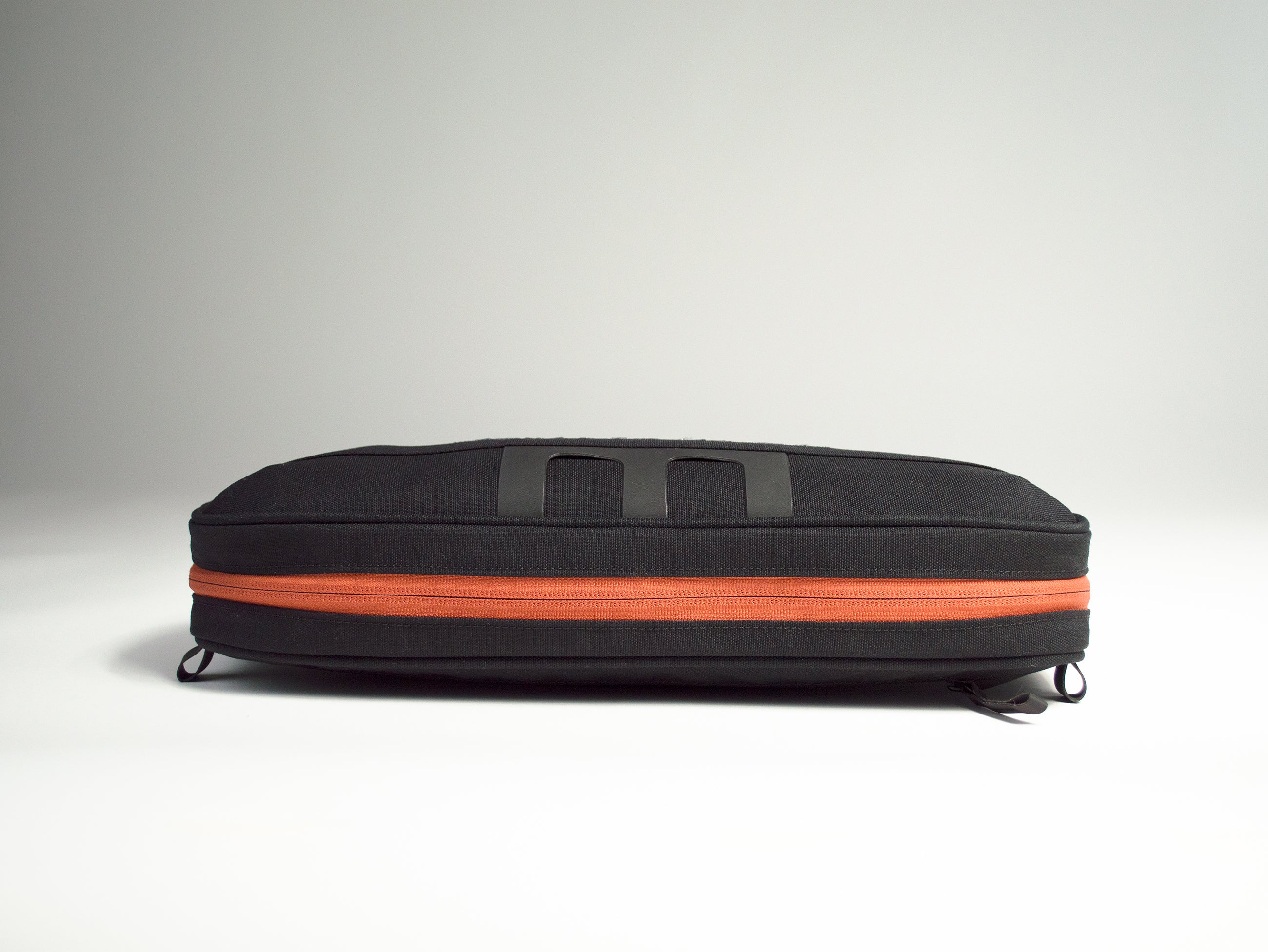 SUMMIT M ORIGAMI POUCH