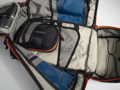 SUMMIT S POUCH