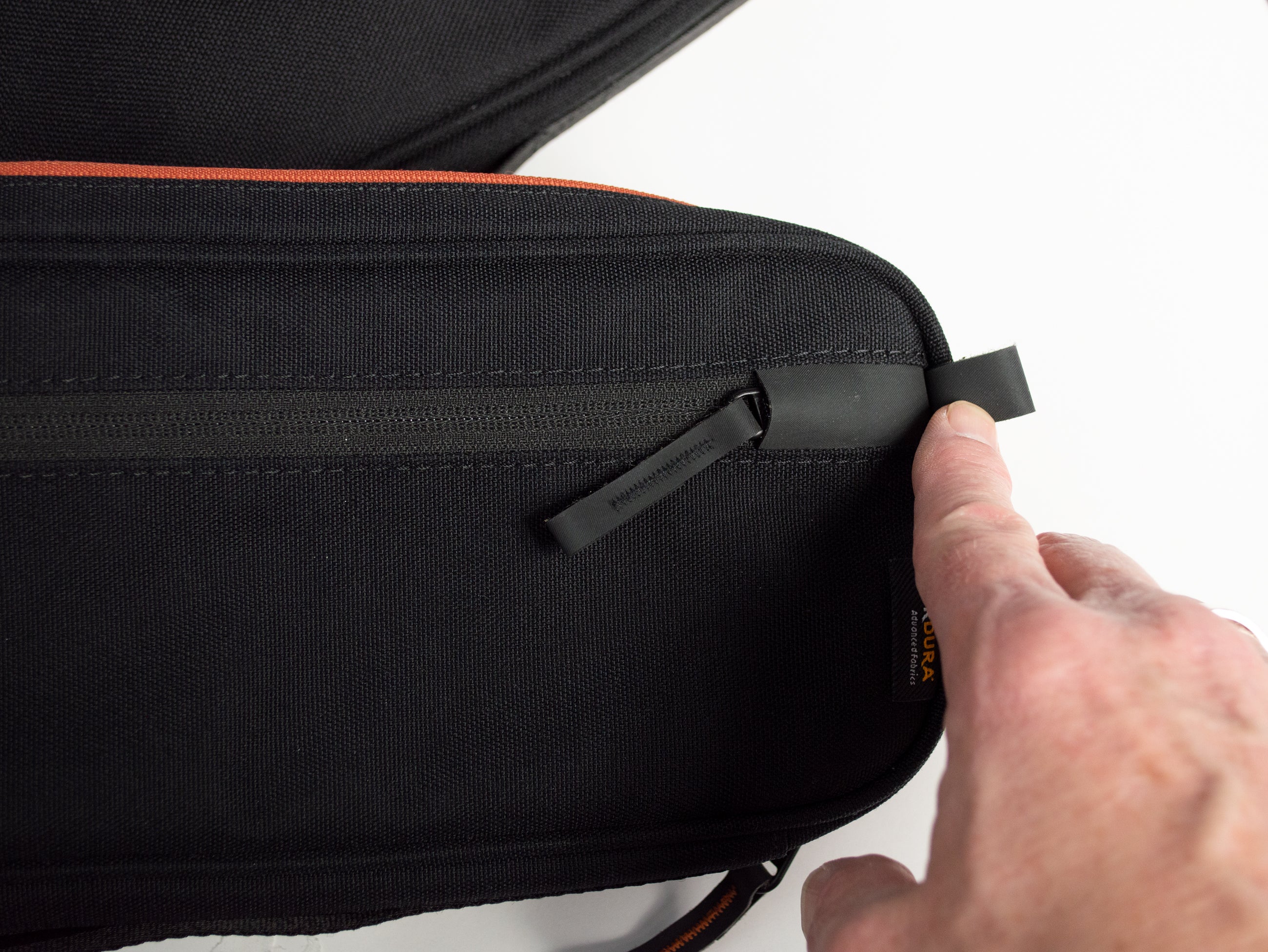 SUMMIT M ORIGAMI POUCH